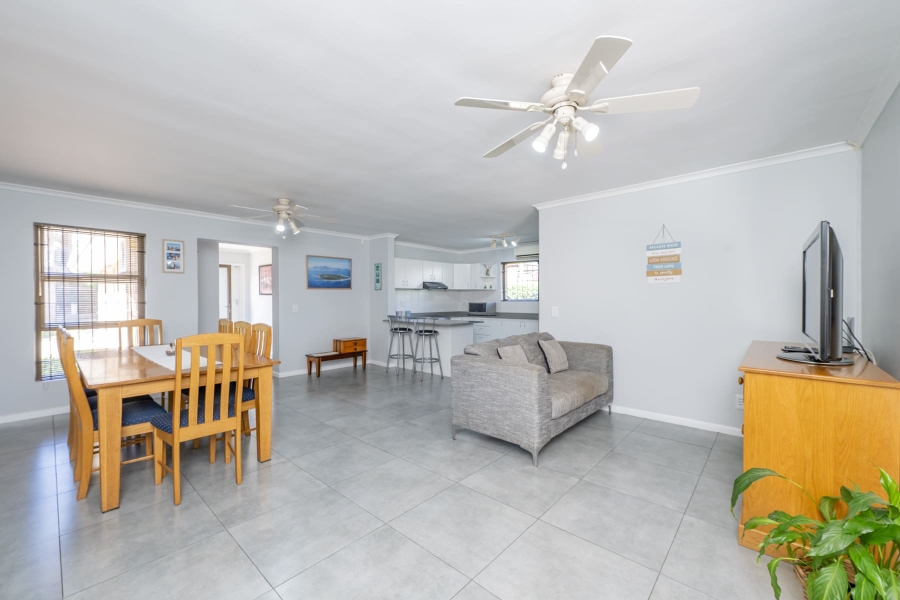 4 Bedroom Property for Sale in Vredekloof Western Cape